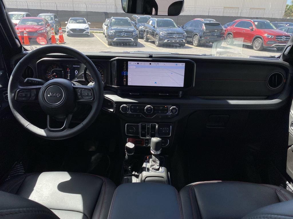 Used 2026 Jeep Wrangler Unlimited Rubicon w/ Technology Group AWD/4WD image 2