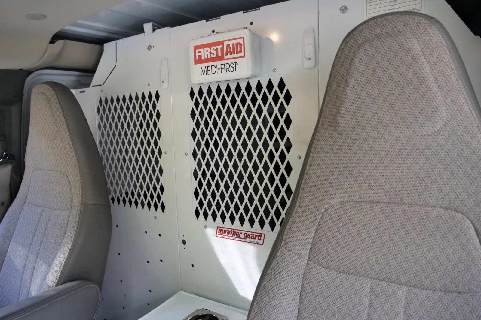 Used 2018 GMC Savana 3500 w/ Driver Convenience Package image 22