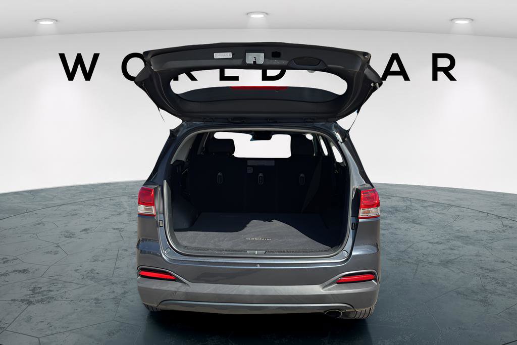 Used 2018 Kia Sorento FWD image 9
