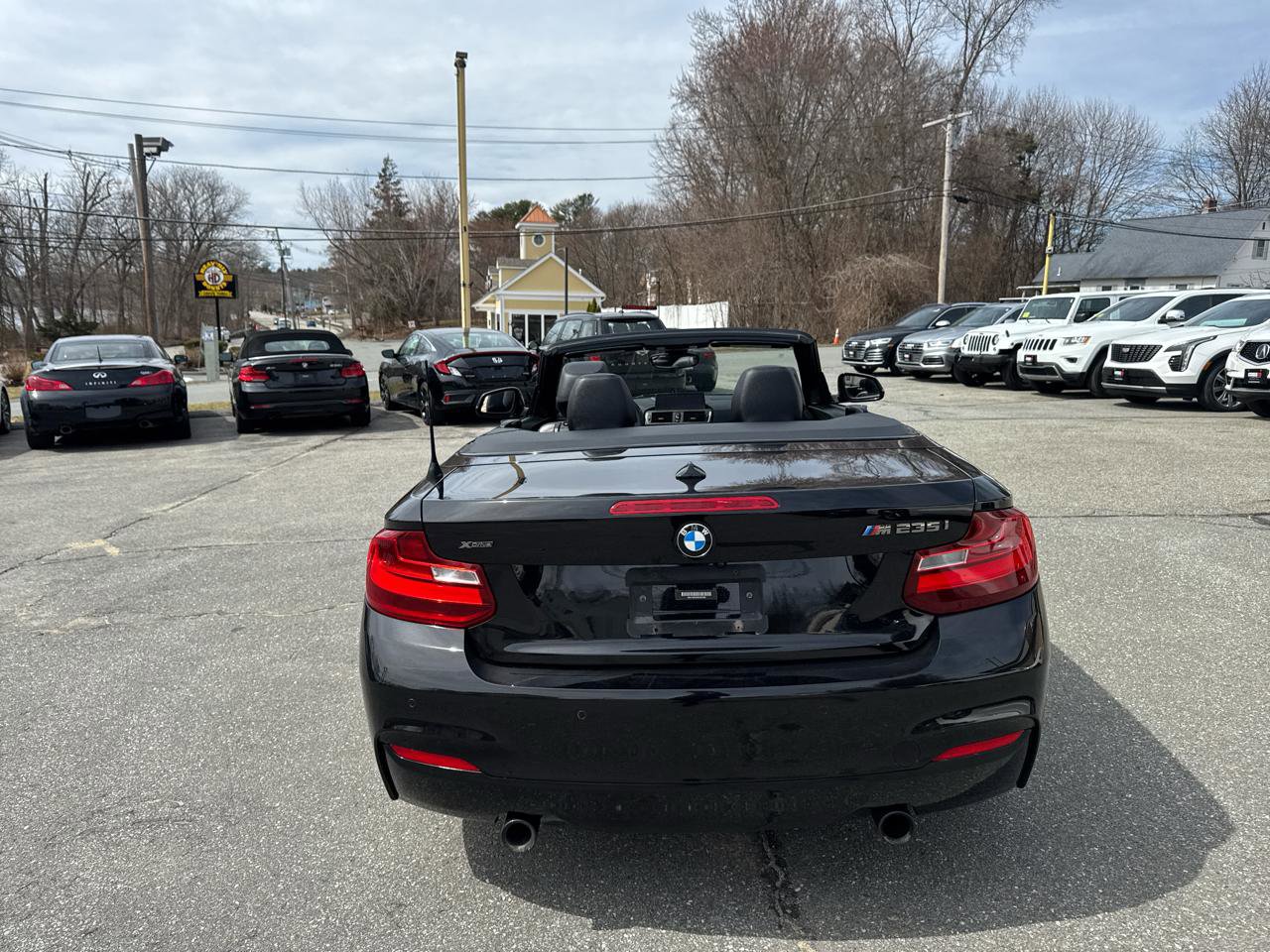 Used 2016 BMW M235i xDrive Convertible image 9