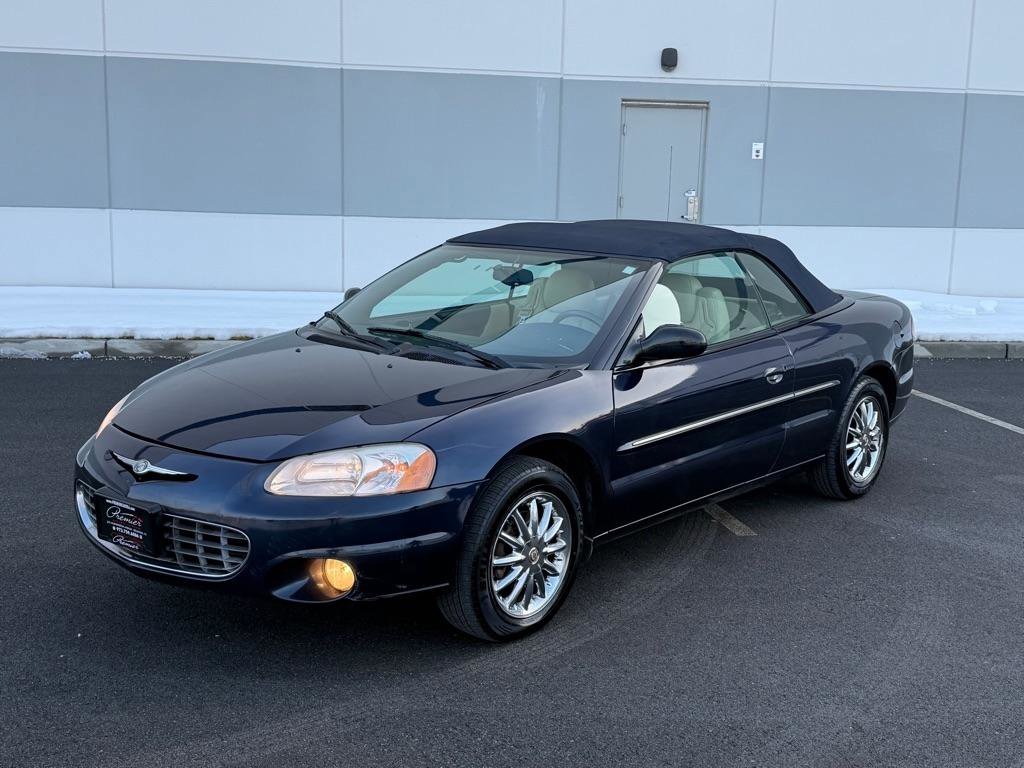 Used 2002 Chrysler Sebring Limited image 10