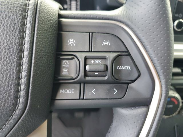 Used 2026 Toyota 4Runner SR5 image 18