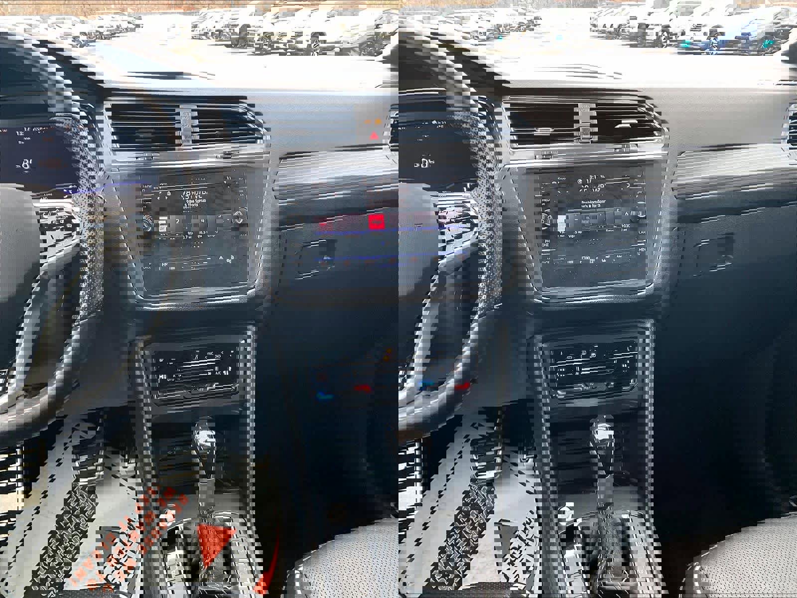 Used 2022 Volkswagen Tiguan SEL R-Line image 18