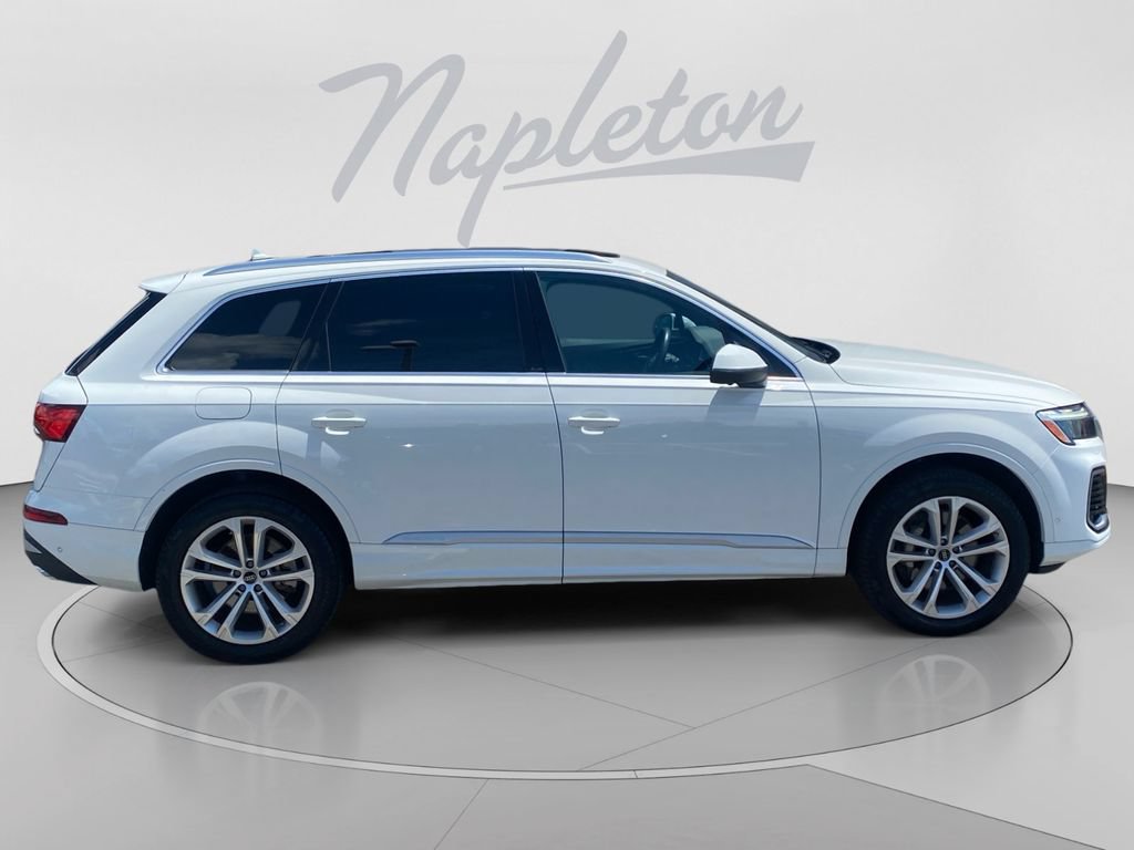 Used 2025 Audi Q7 3.0T Premium Plus AWD/4WD image 9