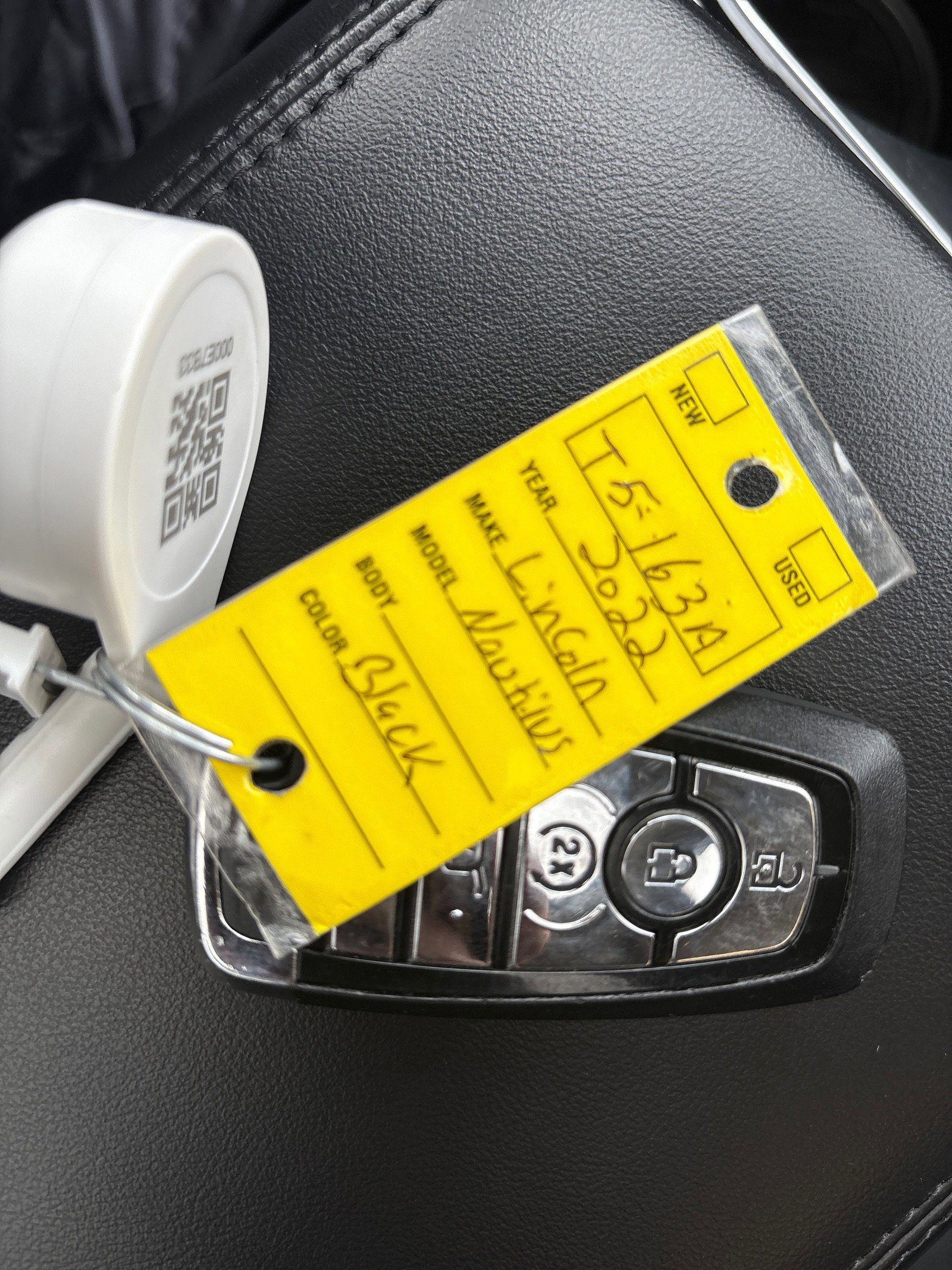 Used 2022 Lincoln Nautilus Reserve w/ Equipment Group 201A image 25