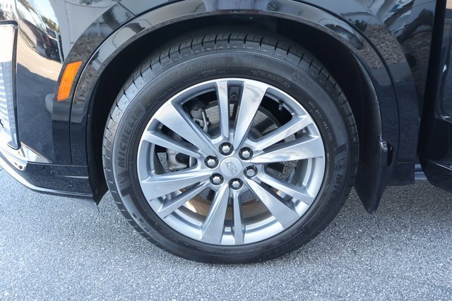 Used 2024 Cadillac XT6 Premium Luxury image 10