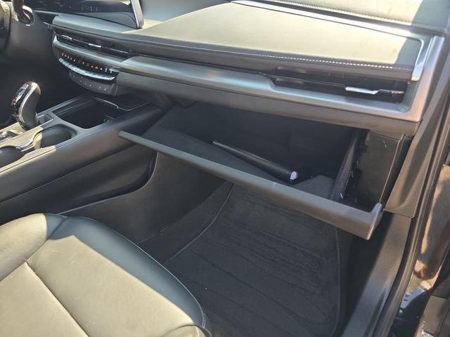 Used 2024 Cadillac XT4 Premium Luxury AWD/4WD image 16