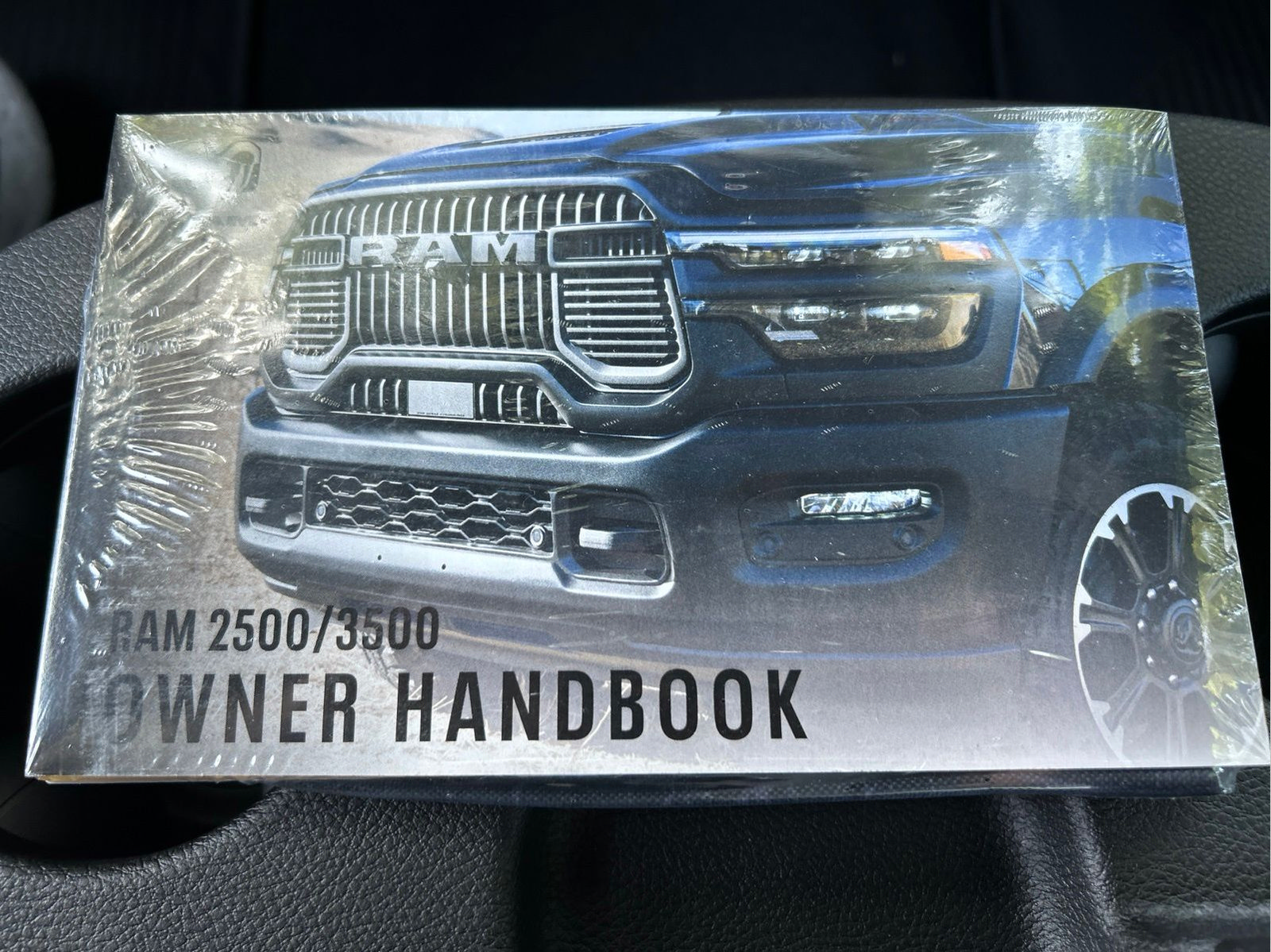 New 2026 RAM 2500 Tradesman AWD/4WD image 18
