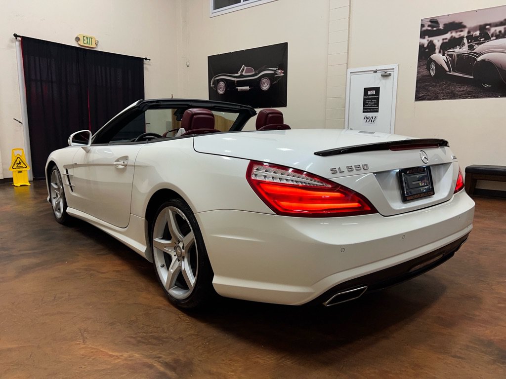 Used 2013 Mercedes-Benz SL 550 w/ Premium Pkg image 17