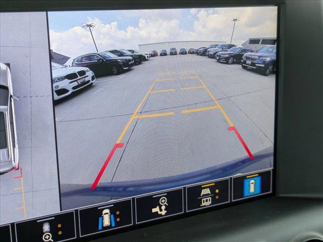 Used 2024 GMC Terrain Denali w/ Denali Premium Package AWD/4WD image 14