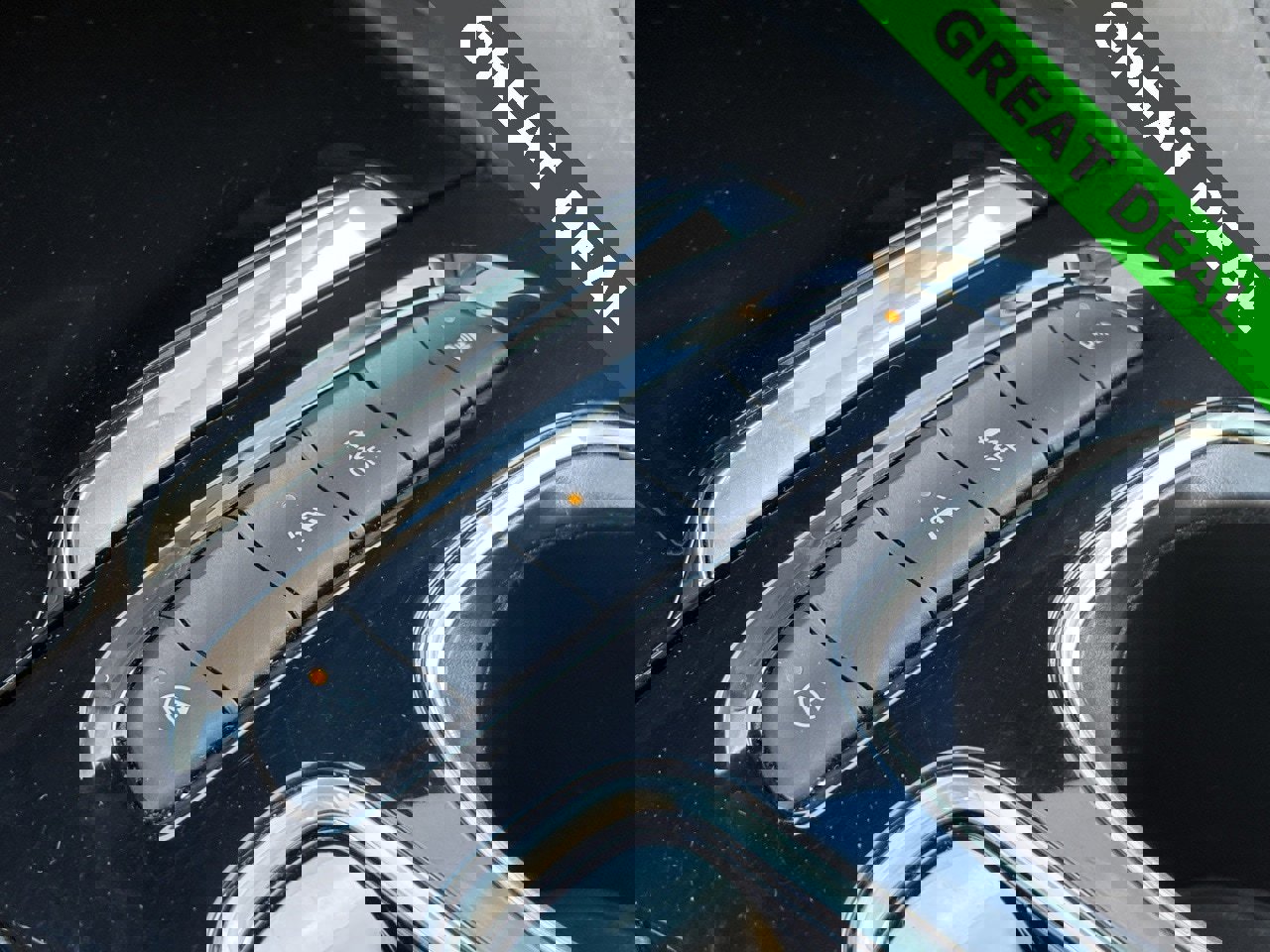 Used 2022 Buick Envision Essence w/ Safety Package image 22