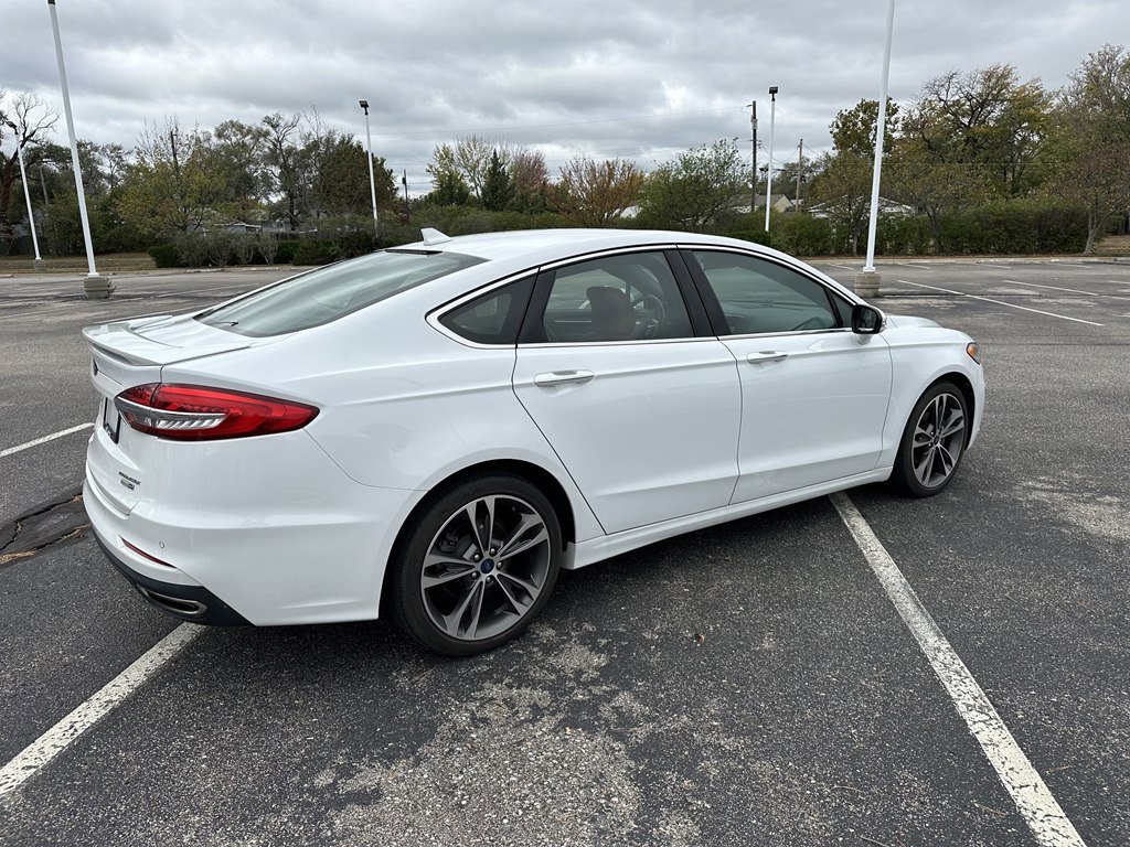 Used 2019 Ford Fusion Titanium image 9