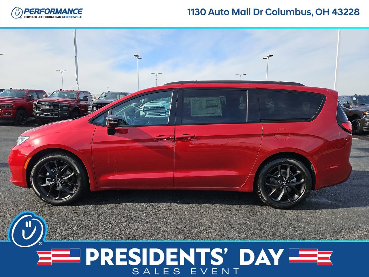 New 2026 Chrysler Pacifica Select image 4