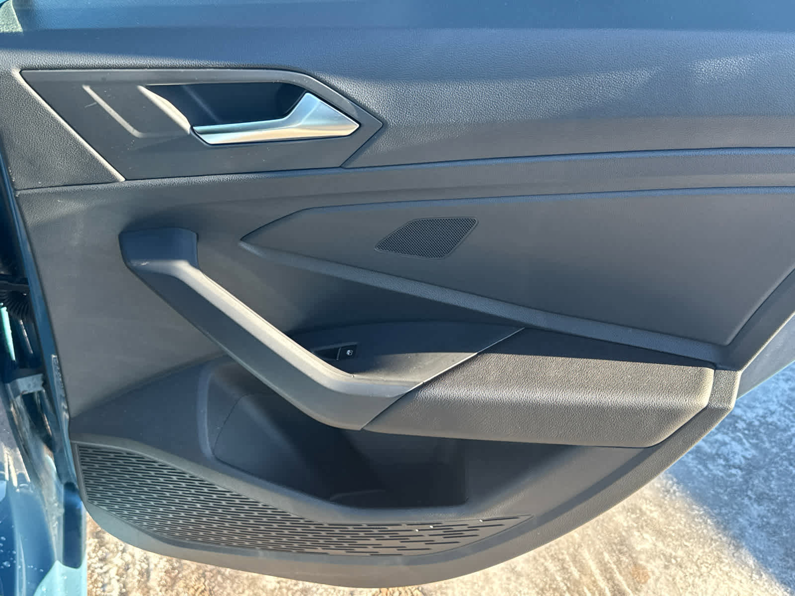 Used 2025 Volkswagen Jetta S image 43