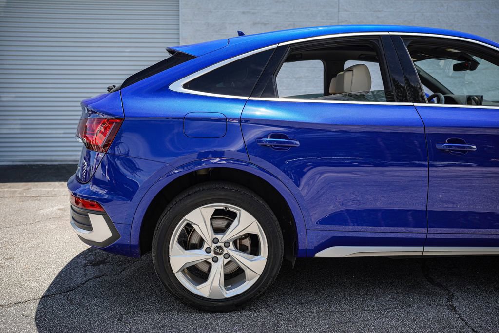Used 2023 Audi Q5 2.0T Premium Plus w/ Premium Plus Package AWD/4WD image 16