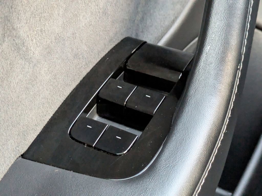 Used 2018 Tesla Model 3 Long Range image 26