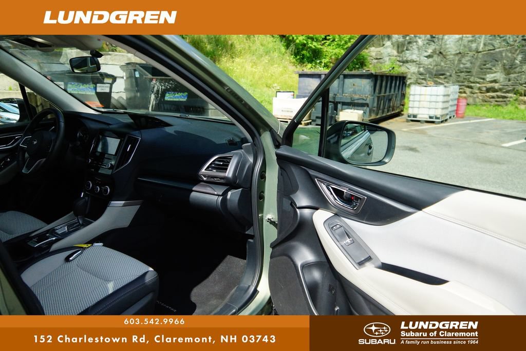 Used 2019 Subaru Forester Premium AWD/4WD image 8