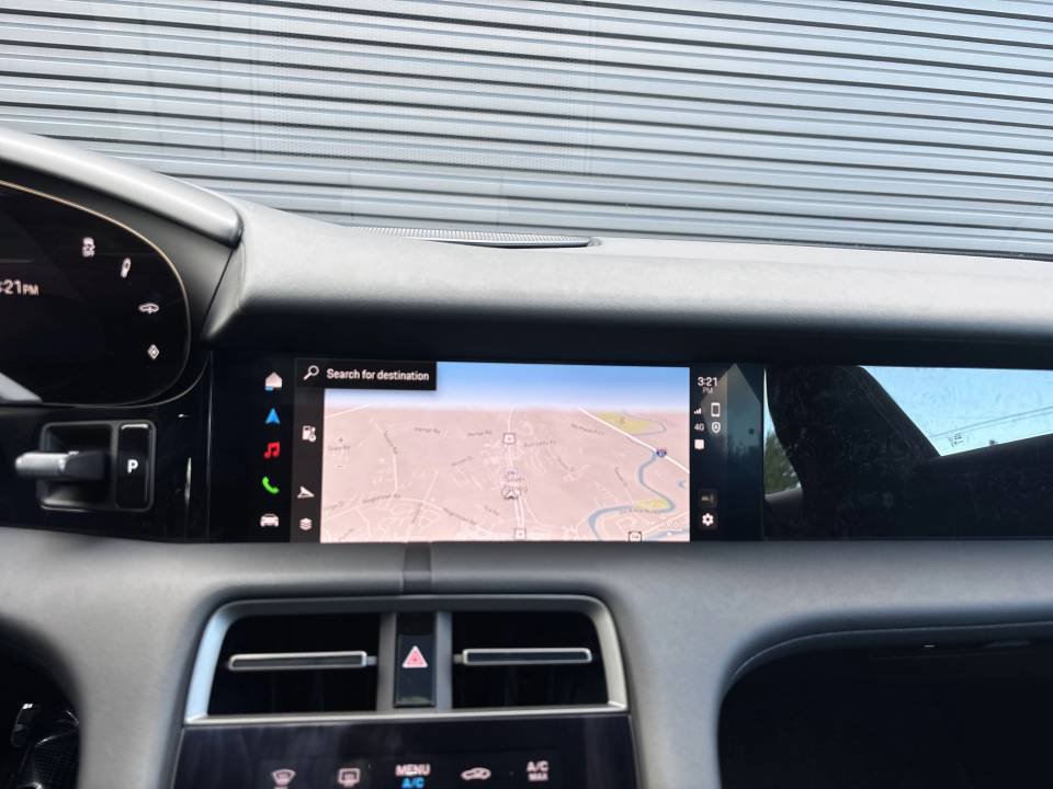 New 2025 Porsche Taycan w/ Premium Package RWD image 20