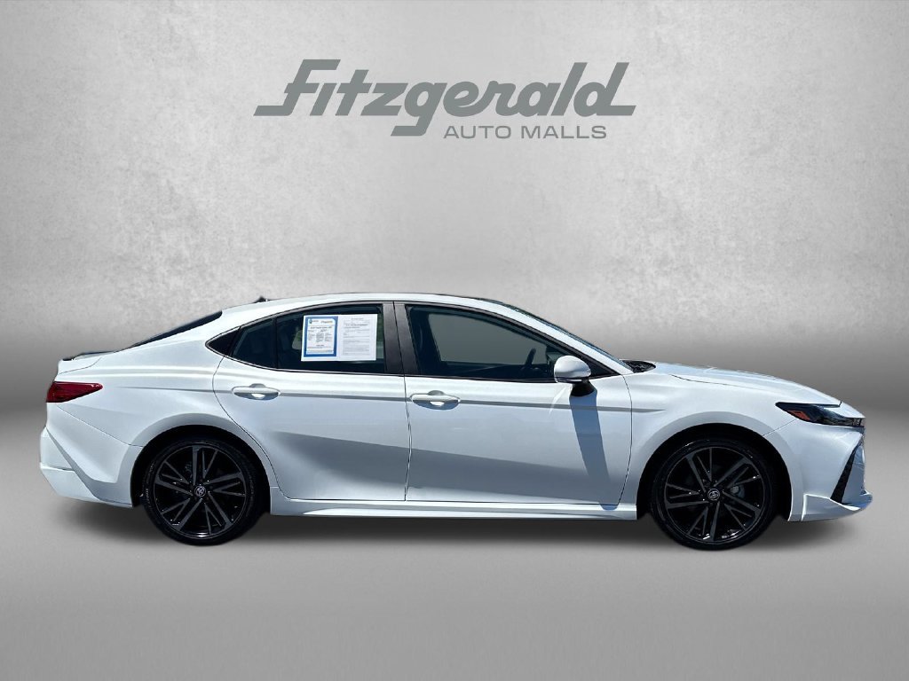 Used 2025 Toyota Camry XSE FWD image 18