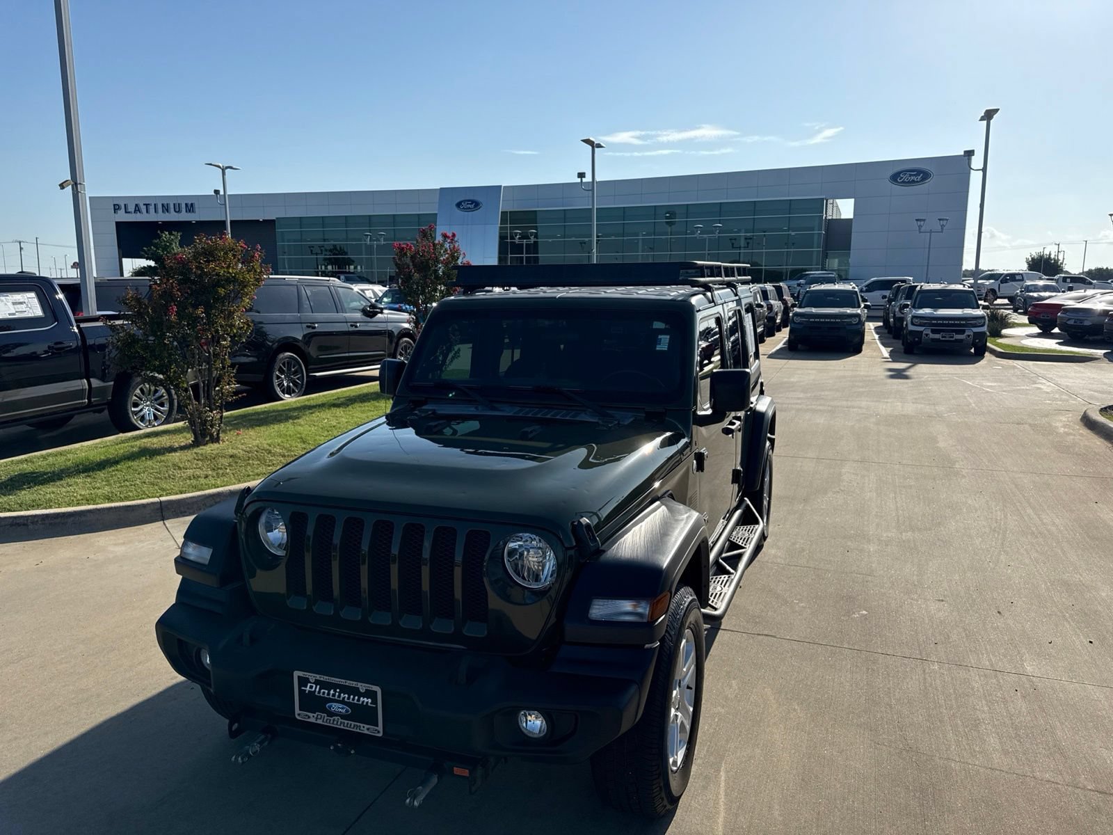 Used 2020 Jeep Wrangler Unlimited Sport S AWD/4WD image 25