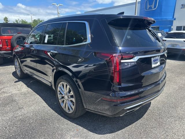 Used 2021 Cadillac XT6 Premium Luxury FWD image 4