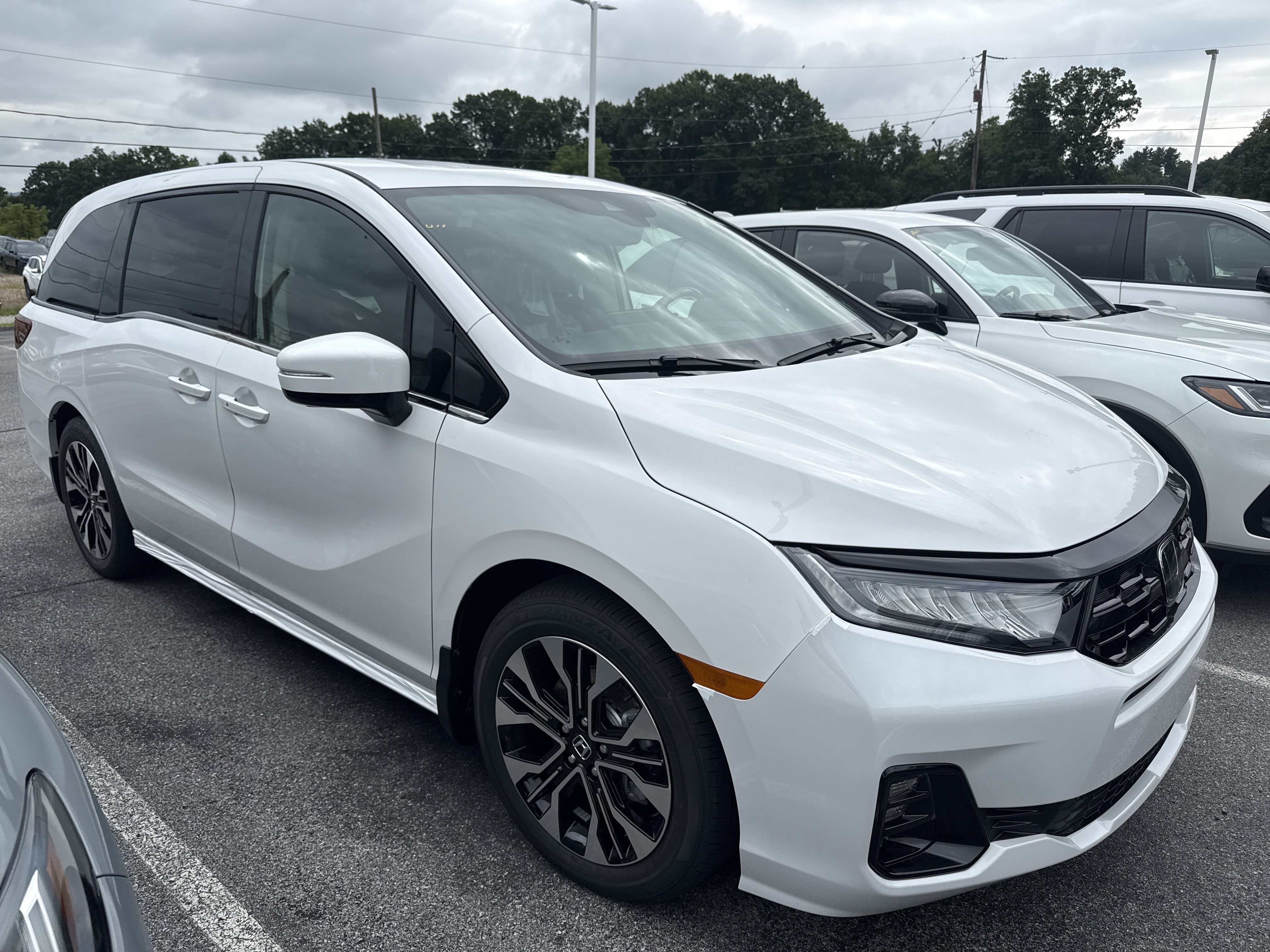 New 2026 Honda Odyssey Elite