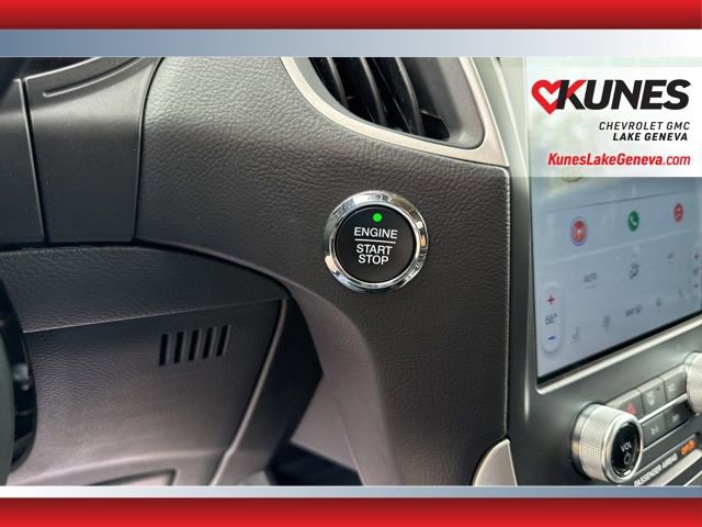 Used 2024 Ford Edge SEL image 42