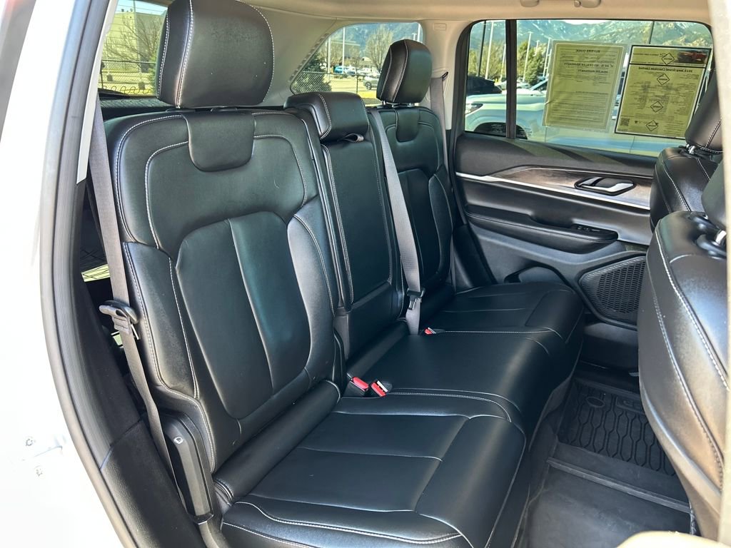 Used 2023 Jeep Grand Cherokee Limited w/ Trailer Tow Prep Group (B) image 21