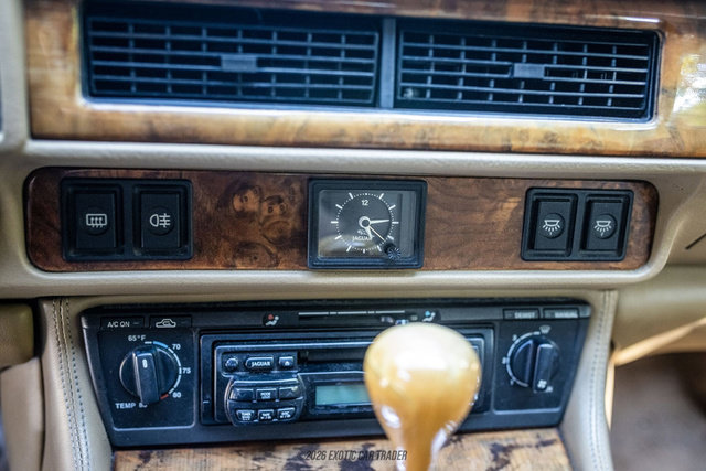 Used 1996 Jaguar XJS 4.0 Convertible RWD image 25