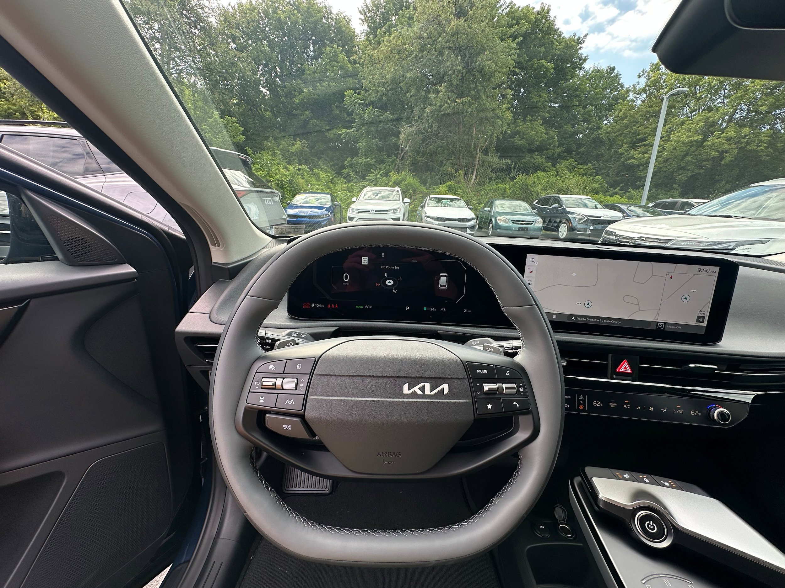 New 2025 Kia EV6 Light w/ Light LR Technology Package image 28
