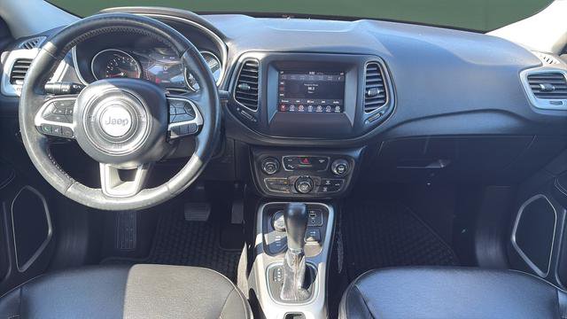 Used 2020 Jeep Compass Latitude w/ Cold Weather Group AWD/4WD image 21