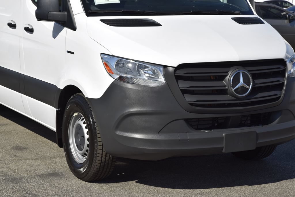 Used 2024 Mercedes-Benz eSprinter 170 Cargo image 9
