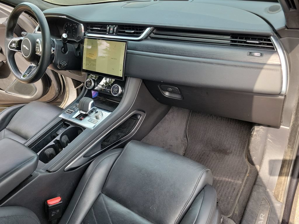 Used 2023 Jaguar F-PACE S AWD/4WD image 15