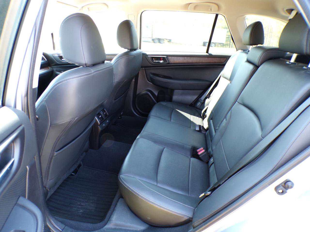 Used 2017 Subaru Outback 2.5i Limited image 38