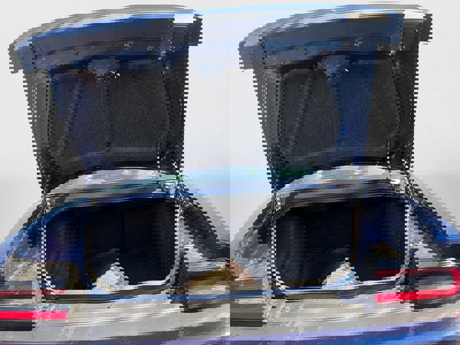 Used 2016 Dodge Challenger R/T Plus RWD image 20