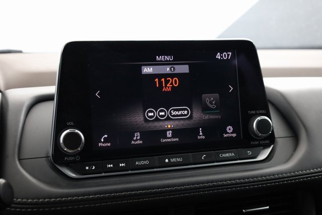 Used 2023 Nissan Rogue S image 17