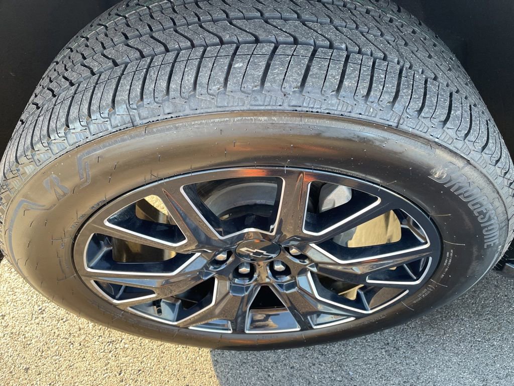 Used 2024 Chevrolet Tahoe Premier image 9