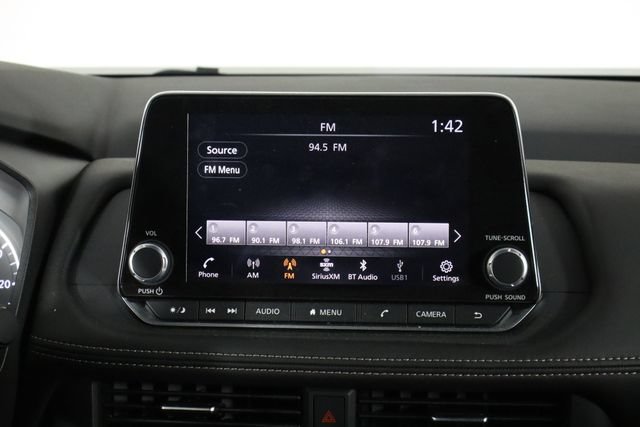Used 2026 Nissan Rogue SV FWD image 27