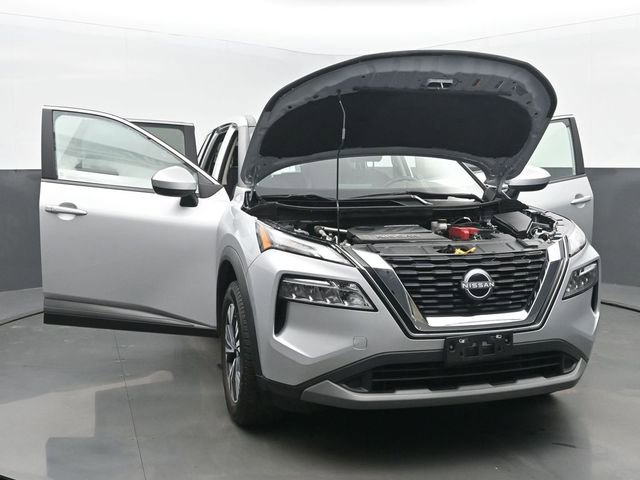 Used 2023 Nissan Rogue SV image 54