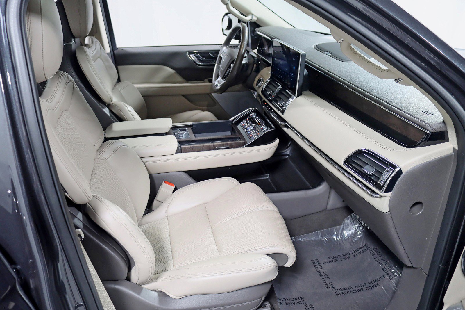 Used 2022 Lincoln Navigator L Reserve image 38