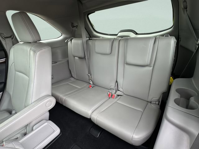Used 2016 Toyota Highlander Limited image 19