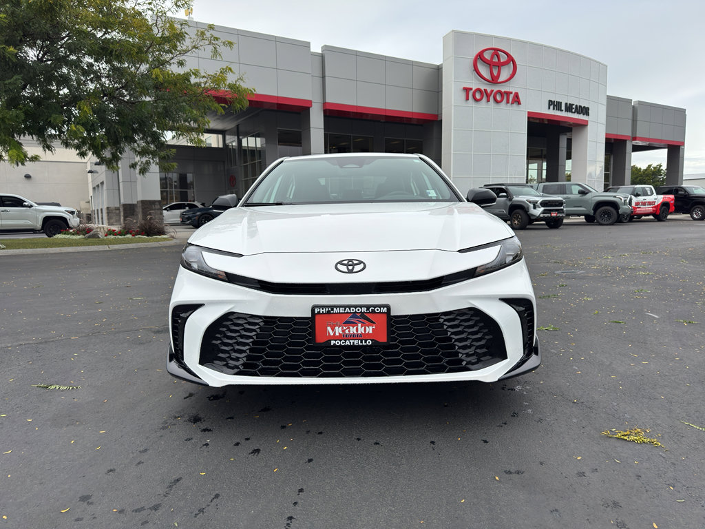 New 2026 Toyota Camry Hybrid image 9