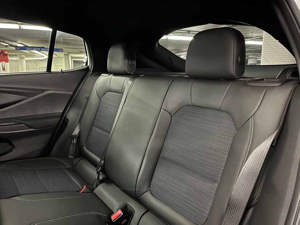 Used 2024 Buick Envista Preferred w/ Convenience I Package FWD image 18