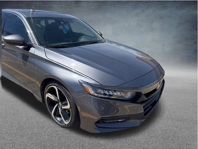 Used 2018 Honda Accord Sport image 3