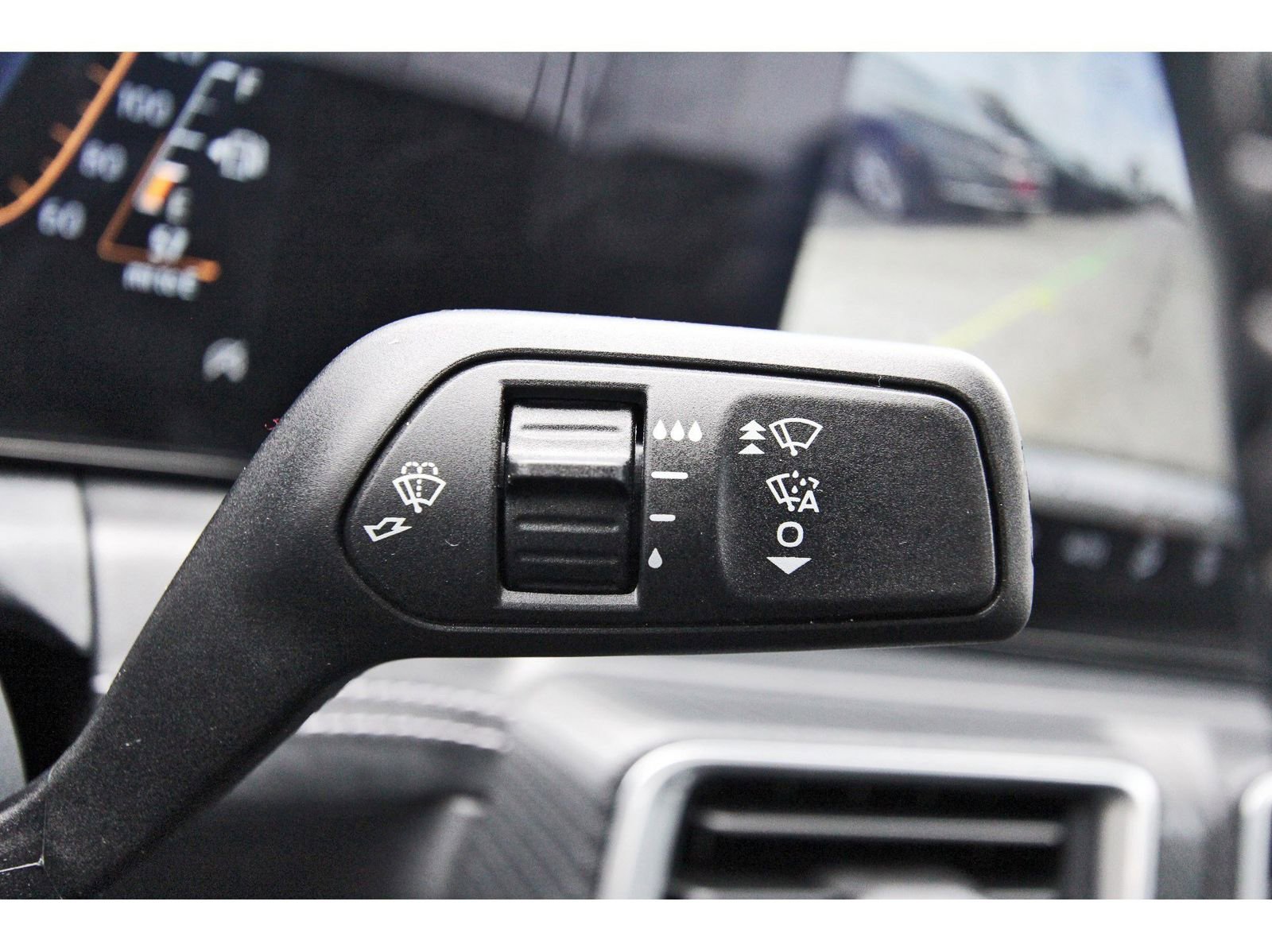 Used 2025 Ford Mustang Premium image 20