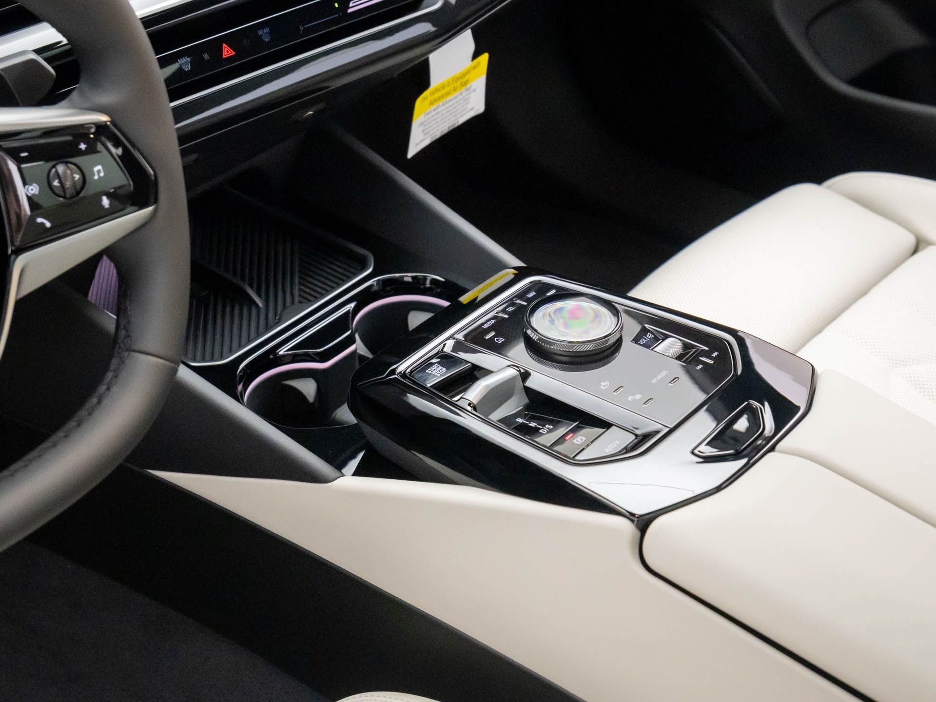 New 2026 BMW 530i xDrive AWD/4WD image 12