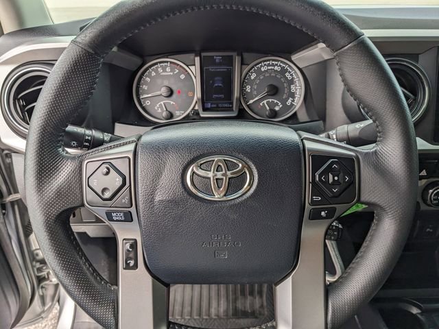 Used 2017 Toyota Tacoma SR5 w/ Tow Package image 32