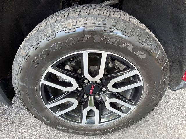 Certified 2023 GMC Sierra 1500 AT4 w/ AT4 Premium Package AWD/4WD image 12