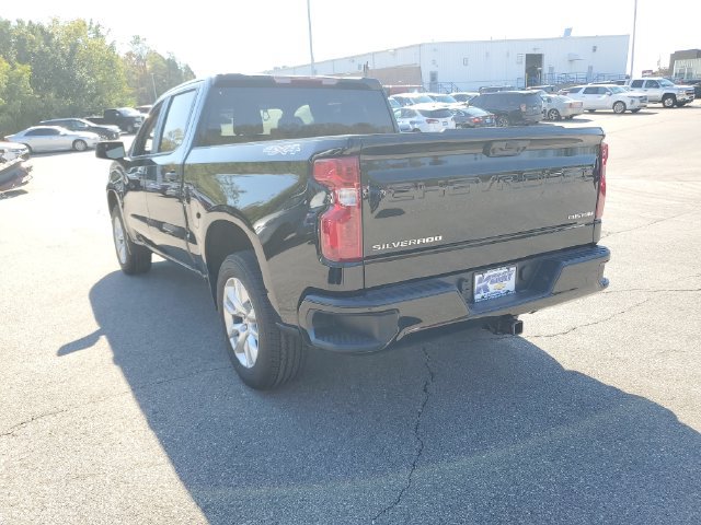 New 2026 Chevrolet Silverado 1500 Custom AWD/4WD image 3