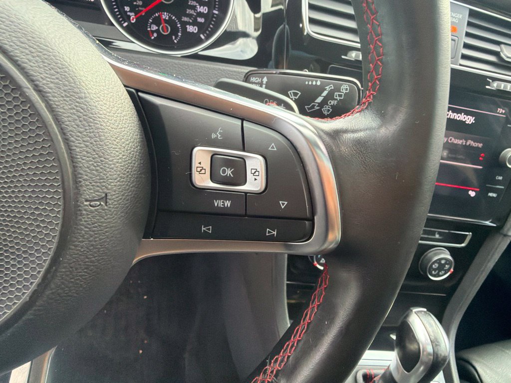 Used 2021 Volkswagen GTI SE FWD image 17